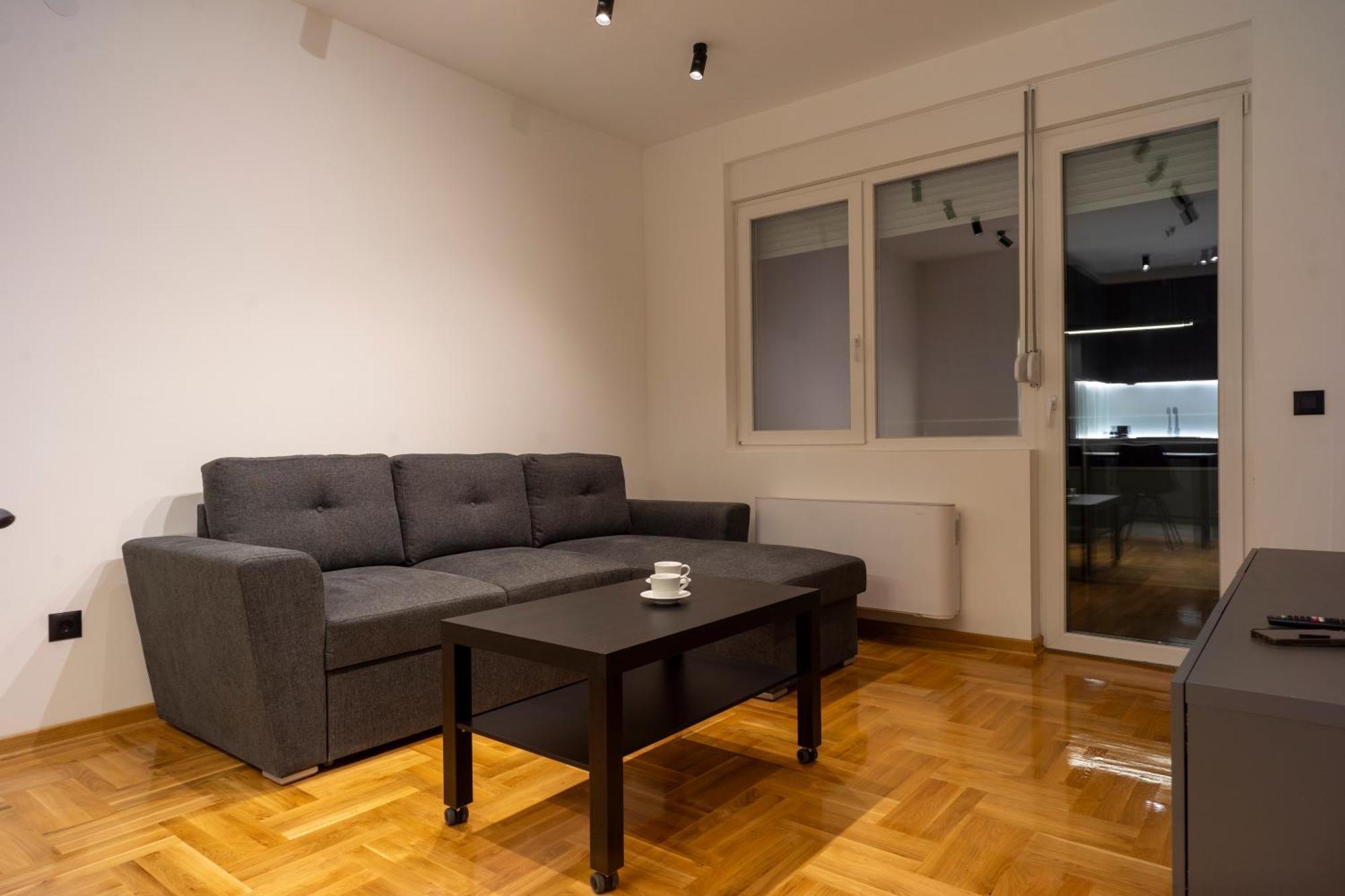 Apartament Grey Lux *